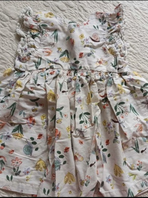 Dress with buttons on the back like new