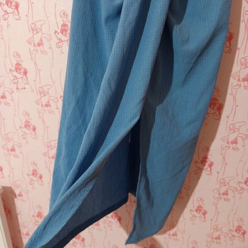 Midi skirt with slit, like new, turquoise by Pink Woman