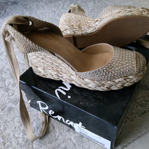 Espadrilles heels Alma en Pena like new, beige, size 39