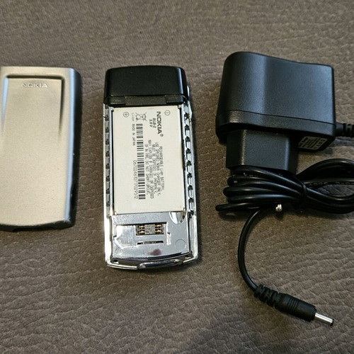 Nokia 8850 used, original, with charger and battery