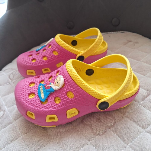 Frozen clogs for girls size 29 like new