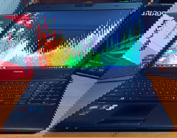 TOSHIBA C660D Διπύρινο AMD με μνήμη RAM 4GB, Δίσκος 320GB με Windows10 + Office, Οθόνη 15.6΄΄ ίντσες