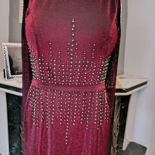 Maxi dress like new, burgundy with glitter, size 40