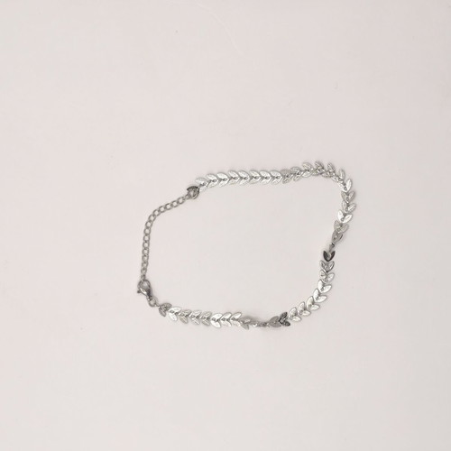 Women's silver stainless steel bracelet with laurel leaves