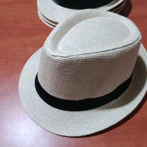Kenouria hats new, pack of 4, beige, size 58