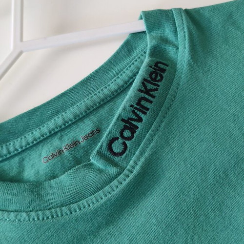 Calvin Klein T-shirt set size 128, like new, black and turquoise
