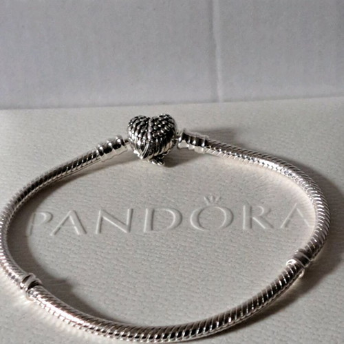 Pandora bracelet size 19 cm with heart clasp