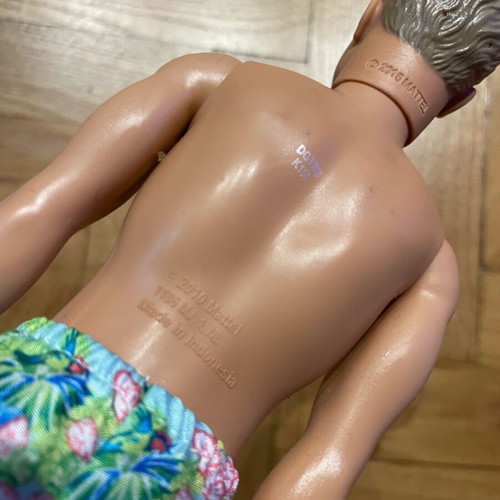Doll toy used with swimsuit
