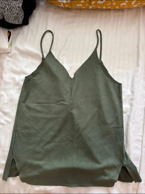 Soft fabric camisole like new, green, size S