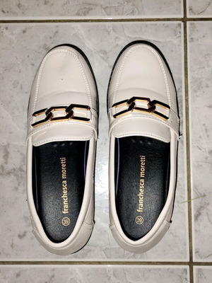 Franchesca Moretti moccasins new, size 39