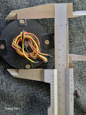 Stepper Motor Minebea 26PM-K70l used, flat case, 26"