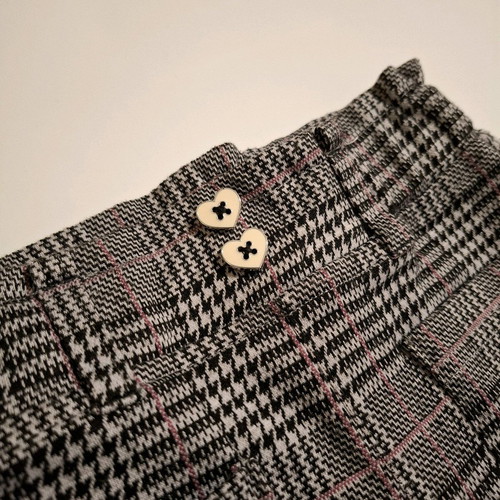 H&M knitted sweater and Primark checked pants set like new 4-5 years