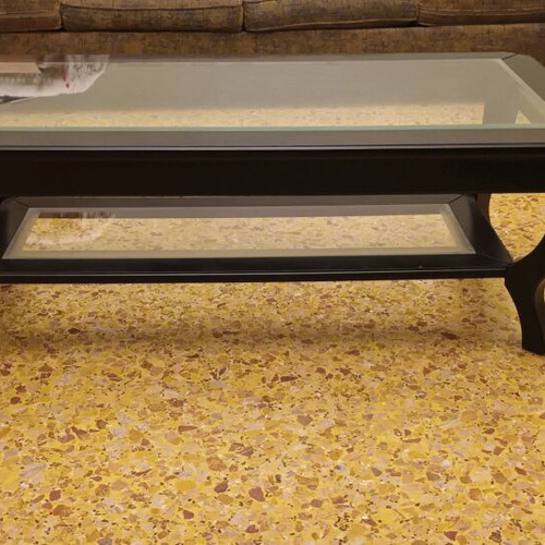 Coffee table like new, Italian made from solid beech wood and glass