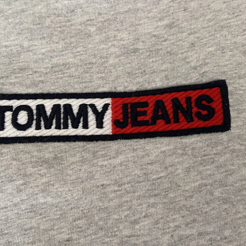 Tommy Hilfiger T-shirt like new, size S, gray
