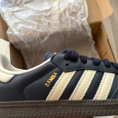 Adidas Samba sneakers new, size 38, black and blue