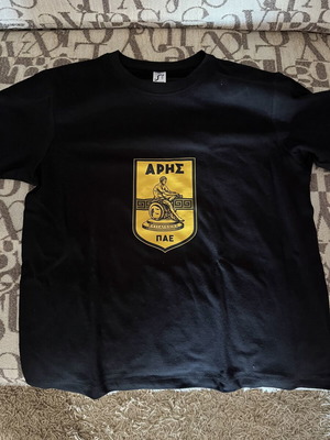 Short-sleeve T-shirt Aris new, size 12 years