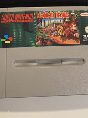 Donkey Kong Country SNES cartridge used, adventure game