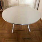 White round dining table 1.30m like new, foldable