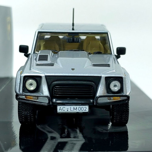 Lamborghini LM002 1984 Silver Metallic 1:43 Minichamps diecast model new
