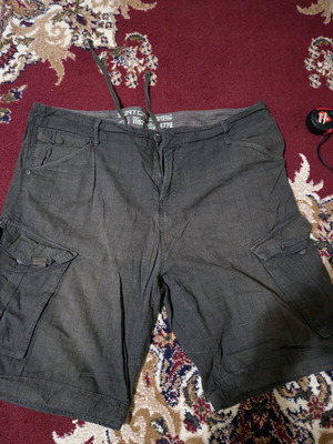 Βερμούδες μεταχειρισμένες XXL μπεζ σε καλή κατάσταση