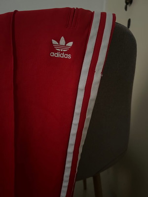 Adidas tracksuit red like new, size M