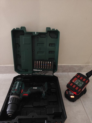 Rechargeable Drill Driver 20V like new with charger and battery