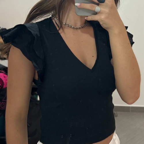Black Zara Top with Ruffle Sleeves new, size S