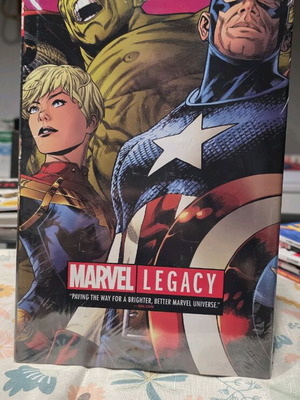 Marvel Legacy Captain America Hulk Iron Man Marvel HC like new