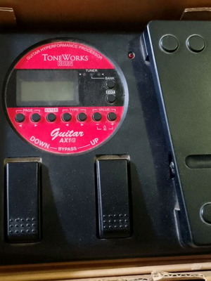 Korg ToneWorks AX1G επεξεργαστής εφέ κιθάρας με πεντάλ έκφρασης