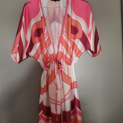 Kimono and Bermuda set Lynne size M like new, red and orange