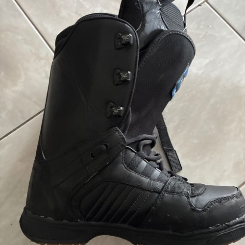 Vans snowboard boots used, size 45, waterproofed