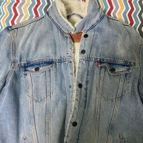 Levi’s men’s jacket blue XL like new