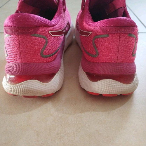 Αθλητικά Παπούτσια Asics Gel Nimbus 24 Νούμερο 39 Σε Άριστη Κατάσταση
