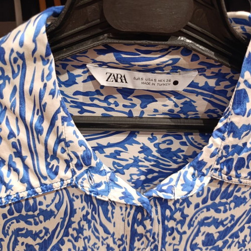 Zara printed satin-look shirt new, beige and blue