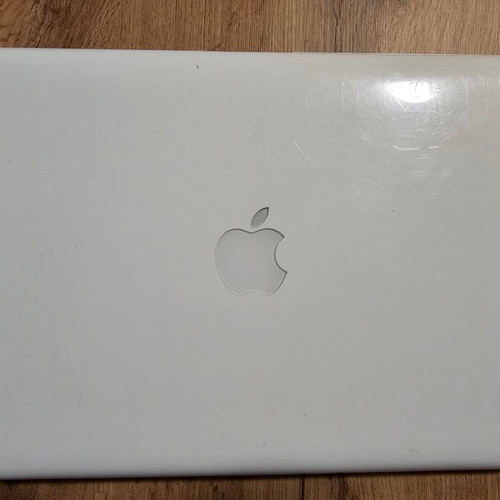 Apple MacBook 13" A1342 late 2009 Core 2 Duo 8GB RAM 128GB SSD
