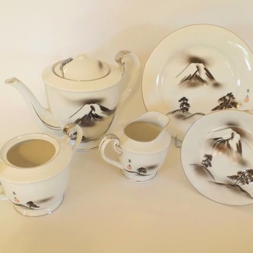 Vintage C.B.C Chinese tea set used, 5 pieces 1950s