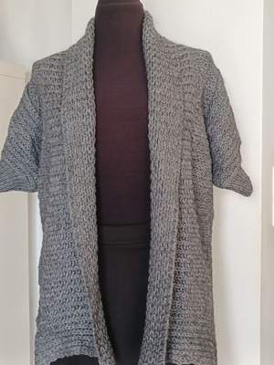Exes knitted cardigan new, grey