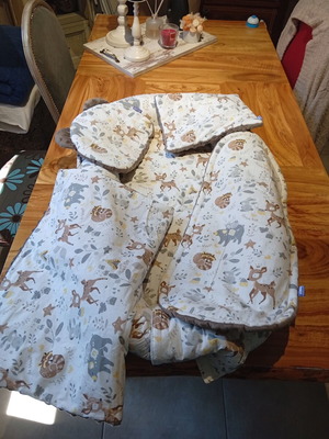 Baby nest set of 5 pieces used with mattress and pillows