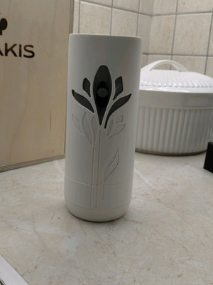 Air Wick air freshener like new with full bottle and battery