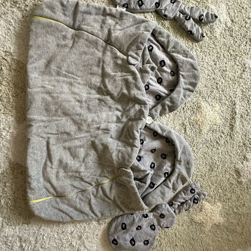 Sleeping bag for twins babies new, comfortable with bunnies