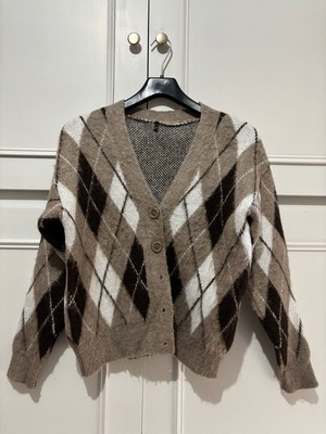 Trendyol cardigan thick, like new, size small, beige brown