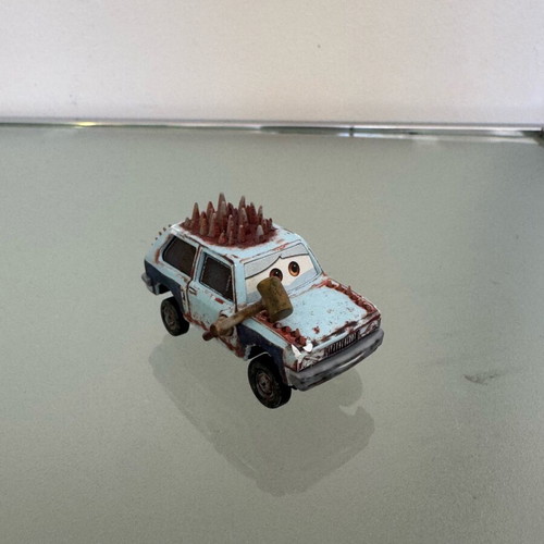 Mc Queen Cars Pixar Disney toy car like new, rare