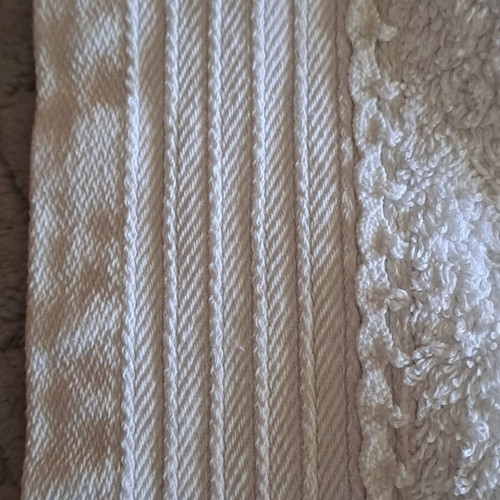 Cotton white women's bath towel like new, 132x76.5 cm