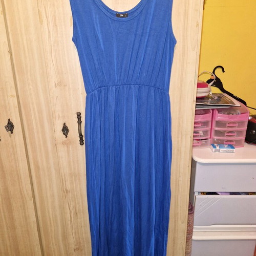 Long blue dress used, size L with small stain