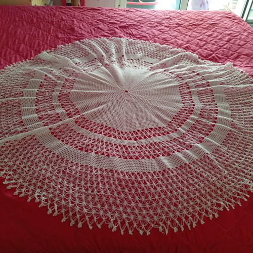 Esarpa scarf for bride with delicate handmade knit, new
