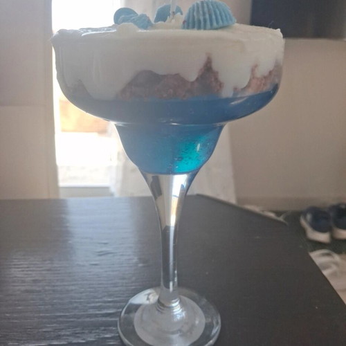 Handmade soy candle with Ocean scent in tall glass