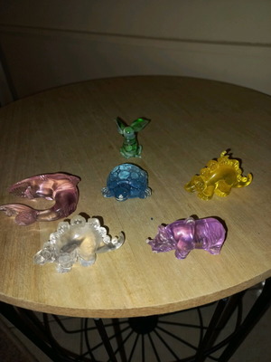 Diamond world figures used