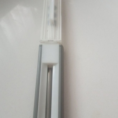 Manual cigarette filling machine used