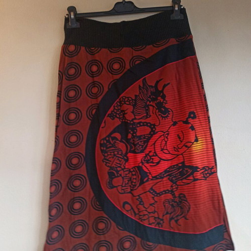 Japanese skirt like new, orange, elastic fabric, size M