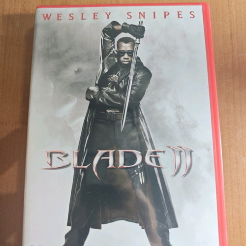 Blade II DVD like new, action and adventure with Wesley Snipes